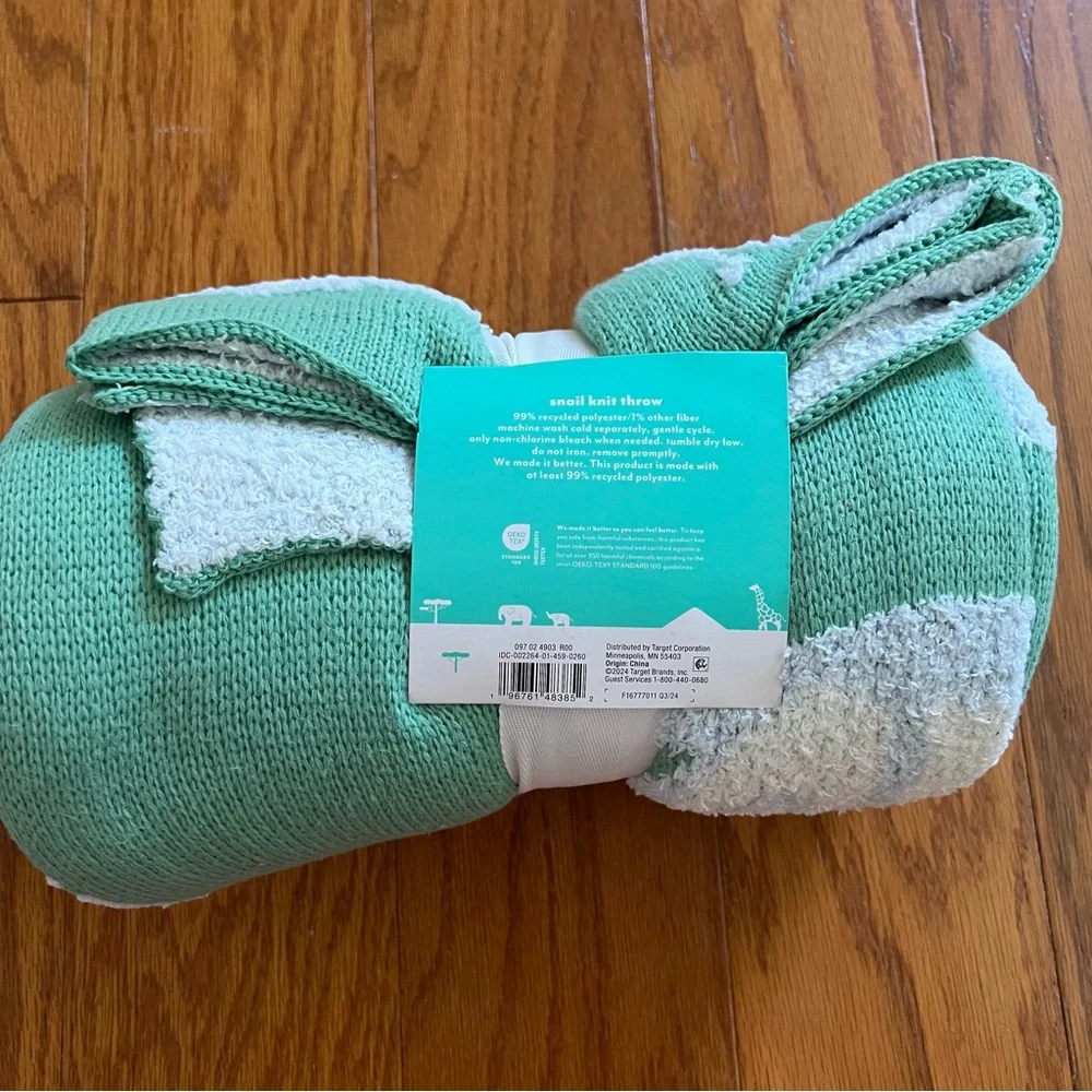 Pillowfort Knit Throw Blanket snail design brand new nwt 48” x 58” - Picture 4 of 5